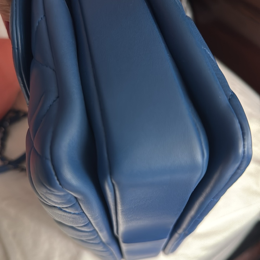 Chanel Blue Quilted Shoulder Bag with Chain Strap - Picture 11 of 17